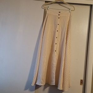 Skirt Size  8